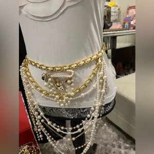 Layered Pearl Charm Belt
